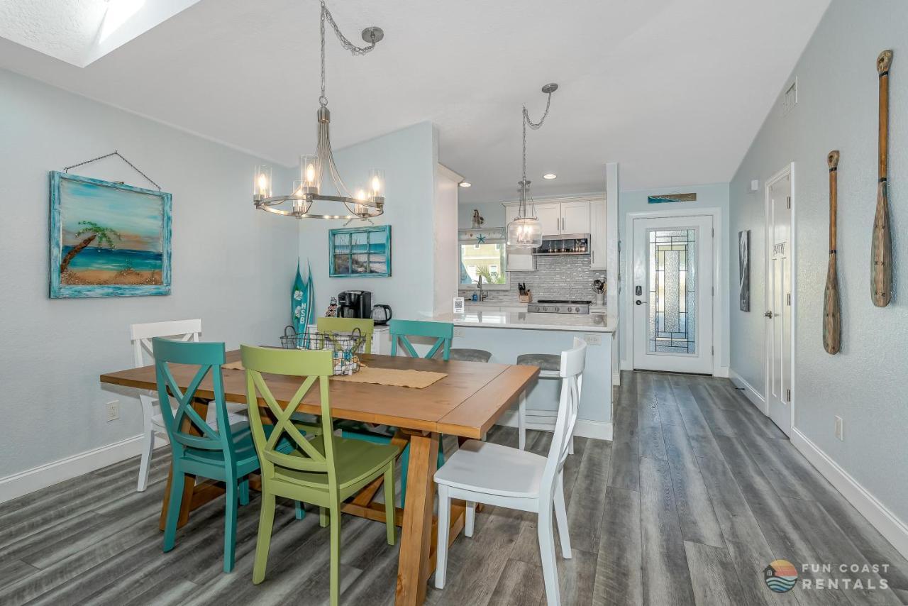 Dog Friendly Home Wprivate Fenced Yard, Garage & Fire Pit Steps To The Beach! New Smyrna Beach Exterior photo