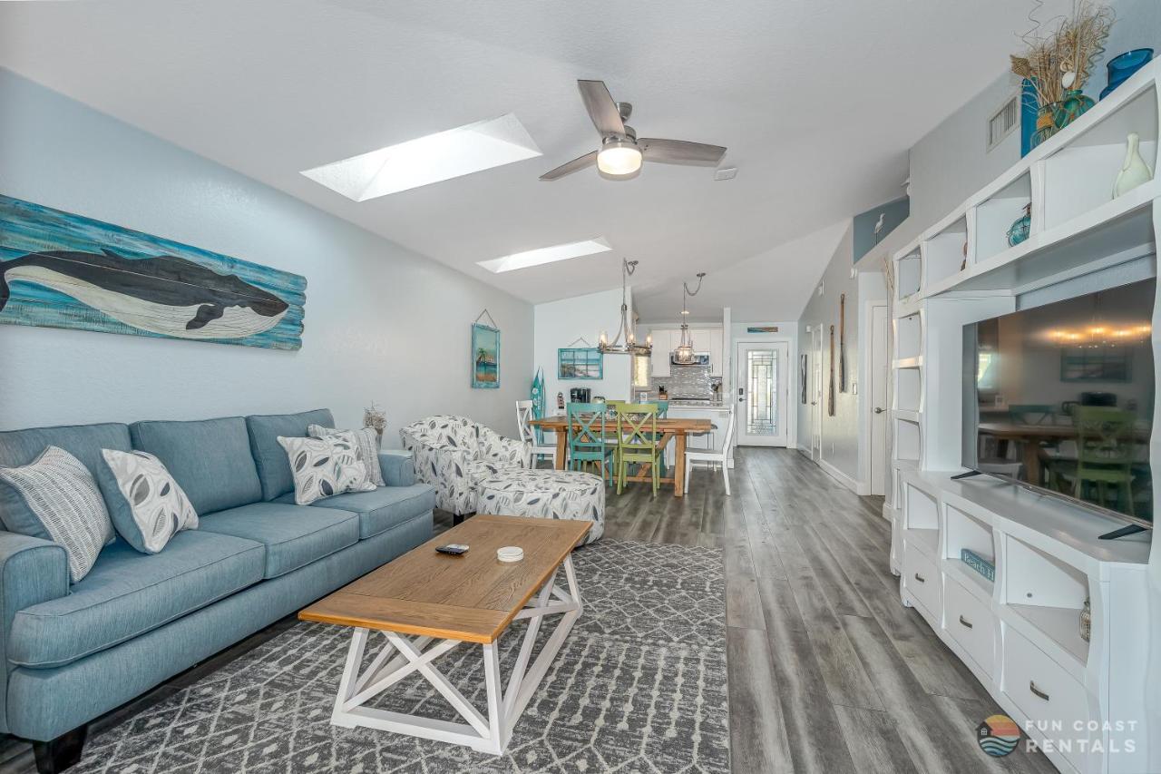 Dog Friendly Home Wprivate Fenced Yard, Garage & Fire Pit Steps To The Beach! New Smyrna Beach Exterior photo