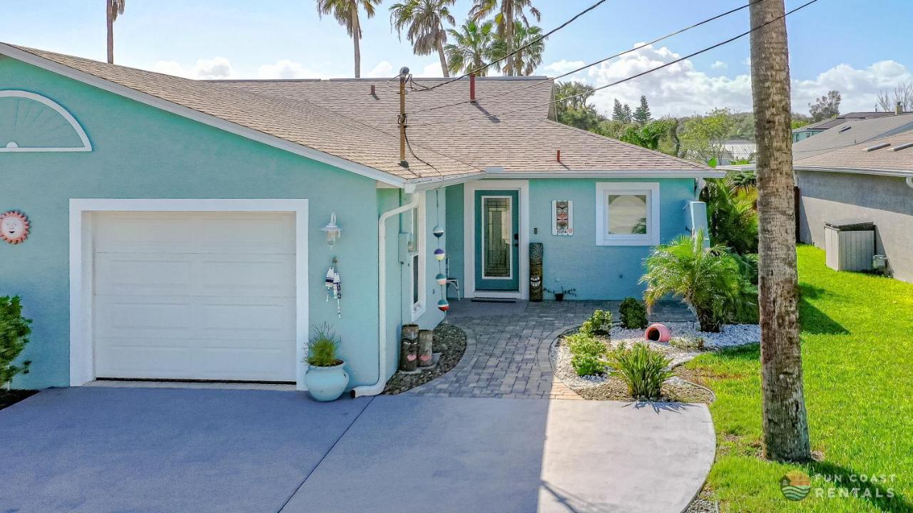 Dog Friendly Home Wprivate Fenced Yard, Garage & Fire Pit Steps To The Beach! New Smyrna Beach Exterior photo
