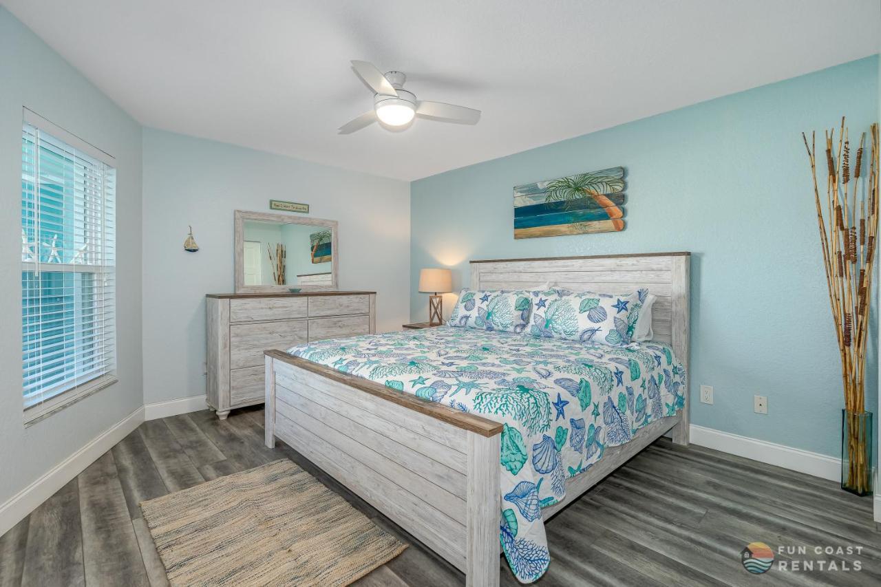 Dog Friendly Home Wprivate Fenced Yard, Garage & Fire Pit Steps To The Beach! New Smyrna Beach Exterior photo